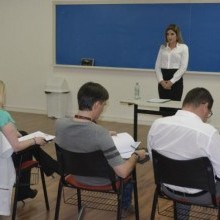 Acadêmicos apresentam TCCs