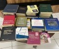 Unifacvest recebe doação de livros da área de Ginecologia e Obstetrícia